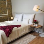 ditlin-szobak-es-apartmanok-deluxe-room-barokk-szoba-1-1