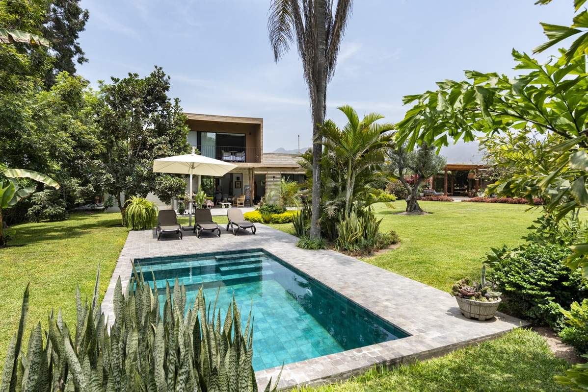 Modern vidéki ház Peruban – A Pachacamac House története