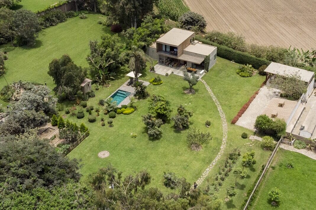 Modern vidéki ház Peruban – A Pachacamac House története